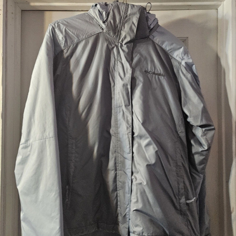 Columbia women jacket size M